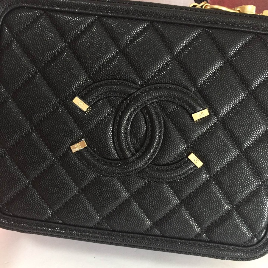 A93343 vanity case, Chanel Handbag