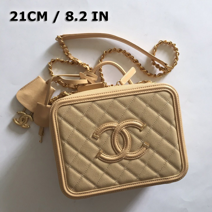 A93343 vanity case, Chanel Handbag