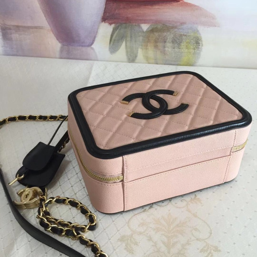 A93343 vanity case, Chanel Handbag