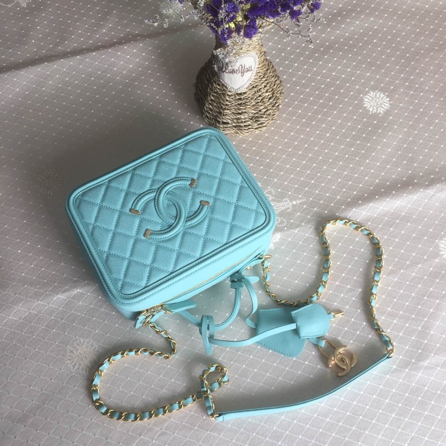 A93343 vanity case, Chanel Handbag