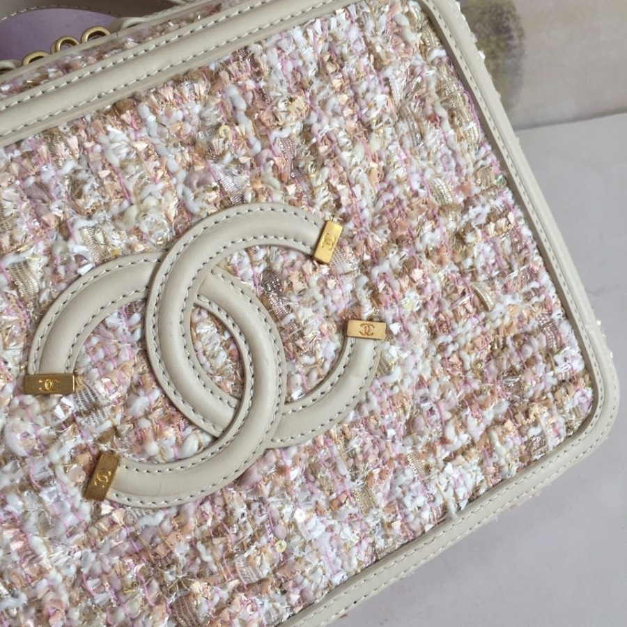 A93343 vanity case, Chanel Handbag