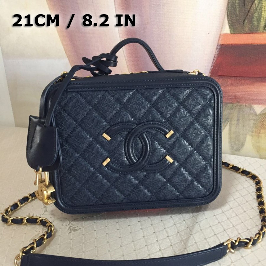 A93343 vanity case, Chanel Handbag
