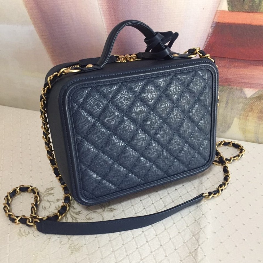 A93343 vanity case, Chanel Handbag