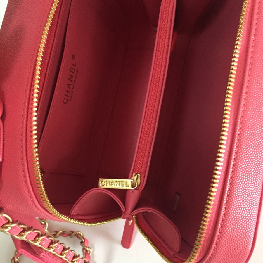 A93343 vanity case, Chanel Handbag