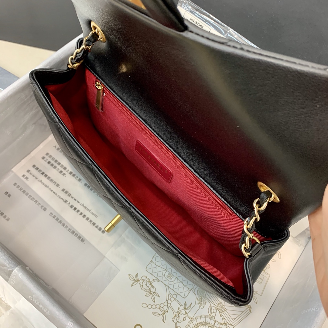 AS1358 flap bag, Lambskin & Gold Metal, CHANEL