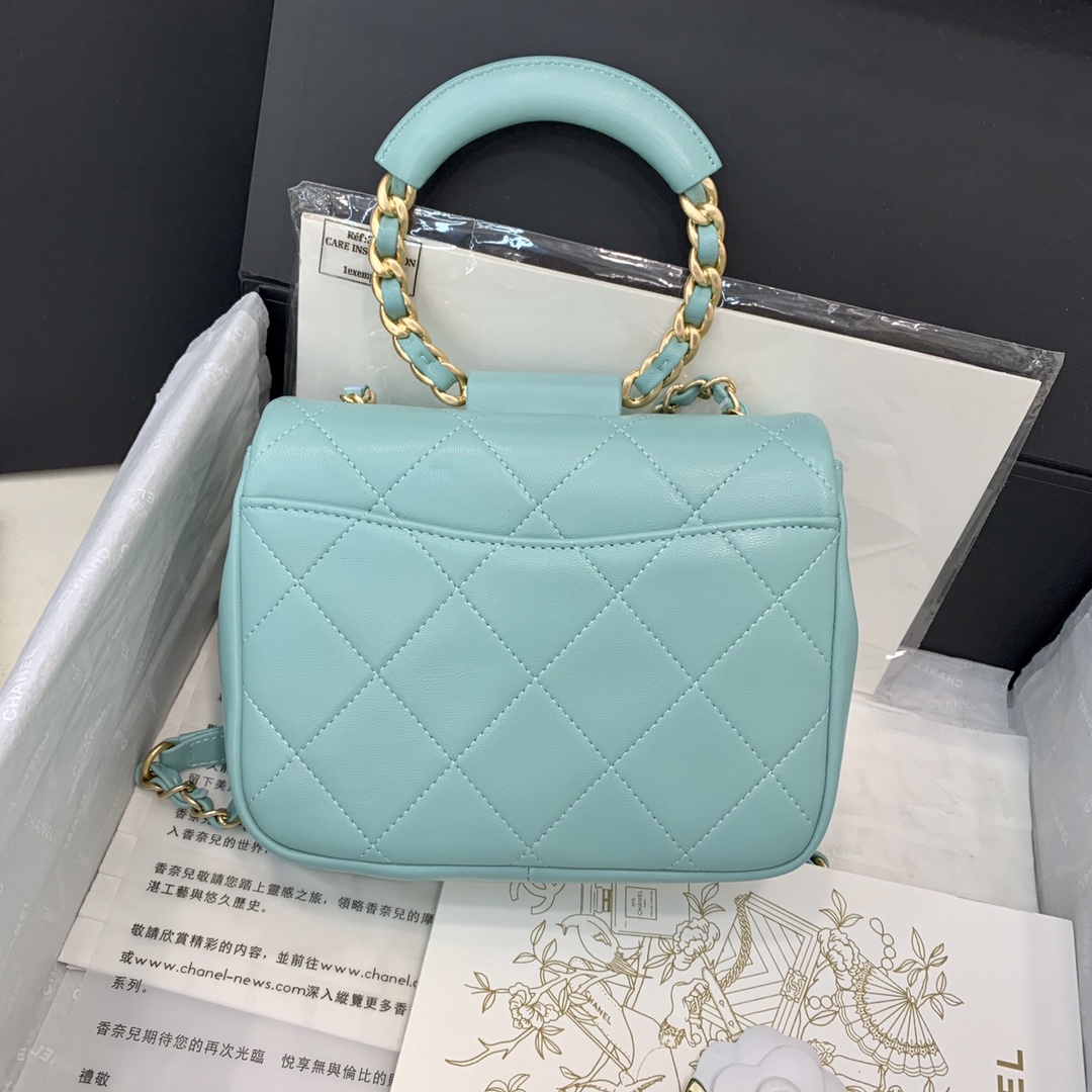 AS1357 small flap bag, Lambskin & Gold Metal CHANEL