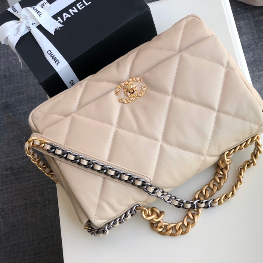 AS1162 chanel 19 maxi flap bag, CHANEL HANDBAGS