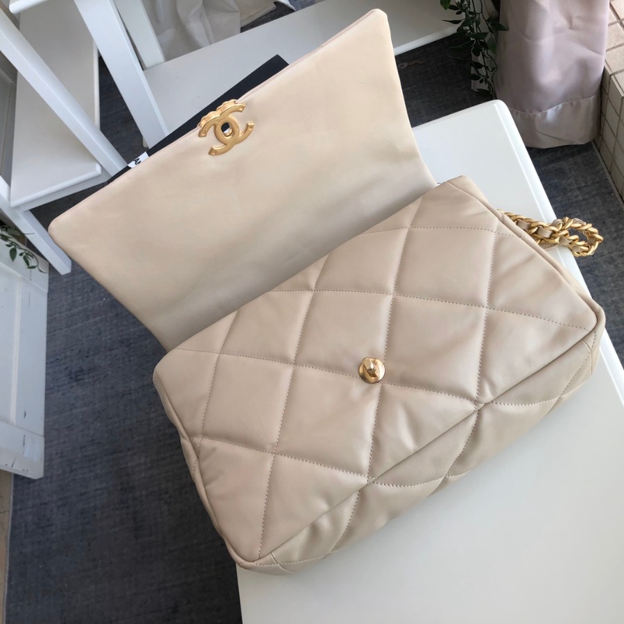 AS1162 chanel 19 maxi flap bag, CHANEL HANDBAGS