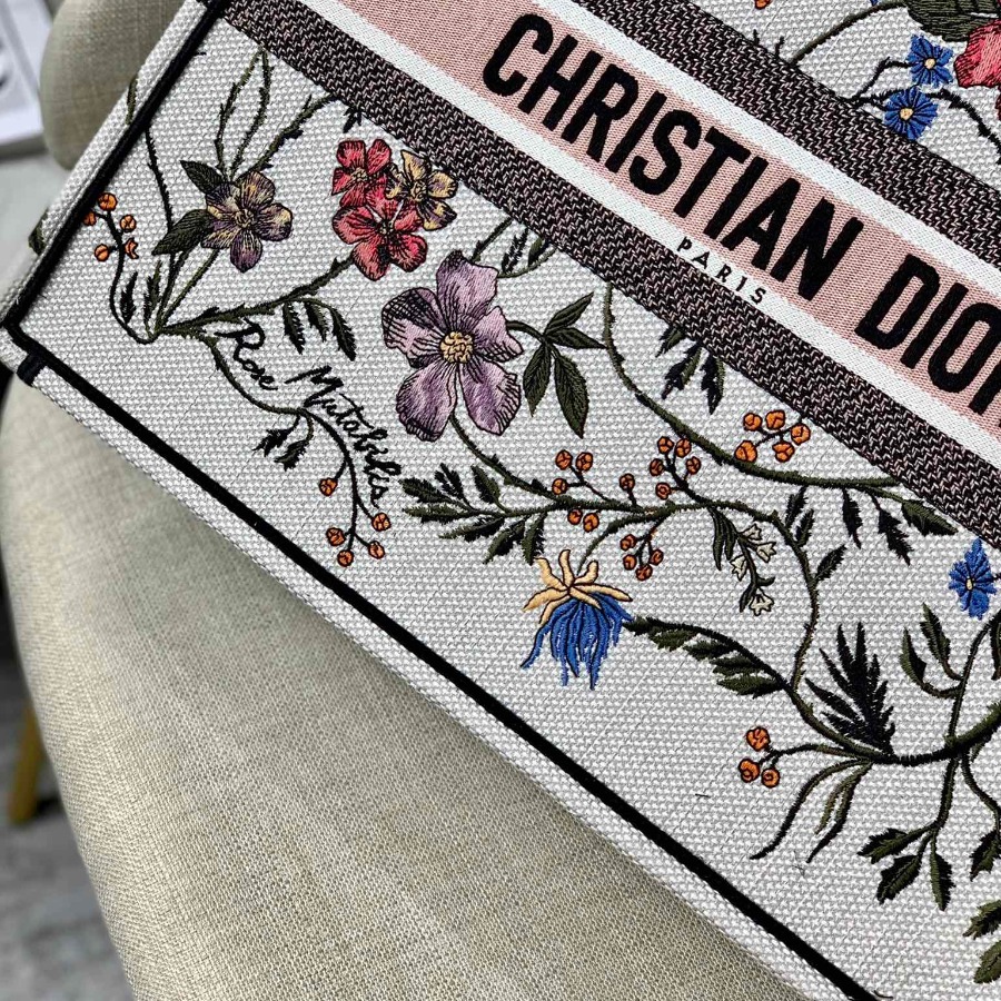 DIOR BOOK TOTE WITH DIOR OBLIQUE EMBROIDERY
