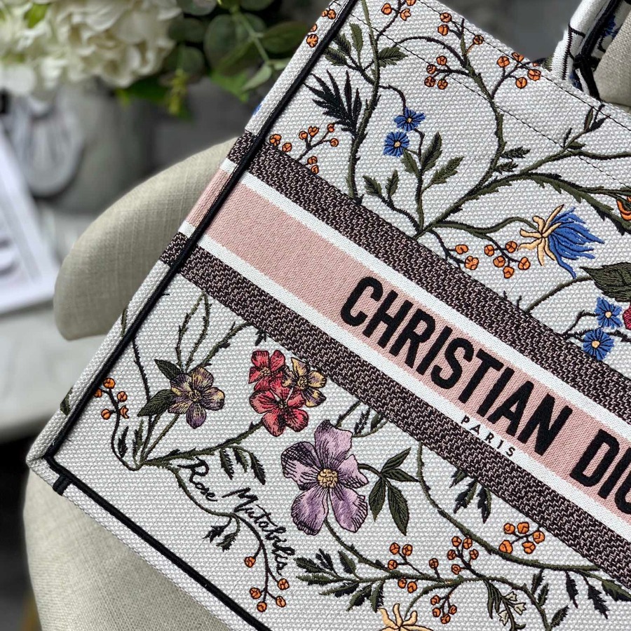 DIOR BOOK TOTE WITH DIOR OBLIQUE EMBROIDERY
