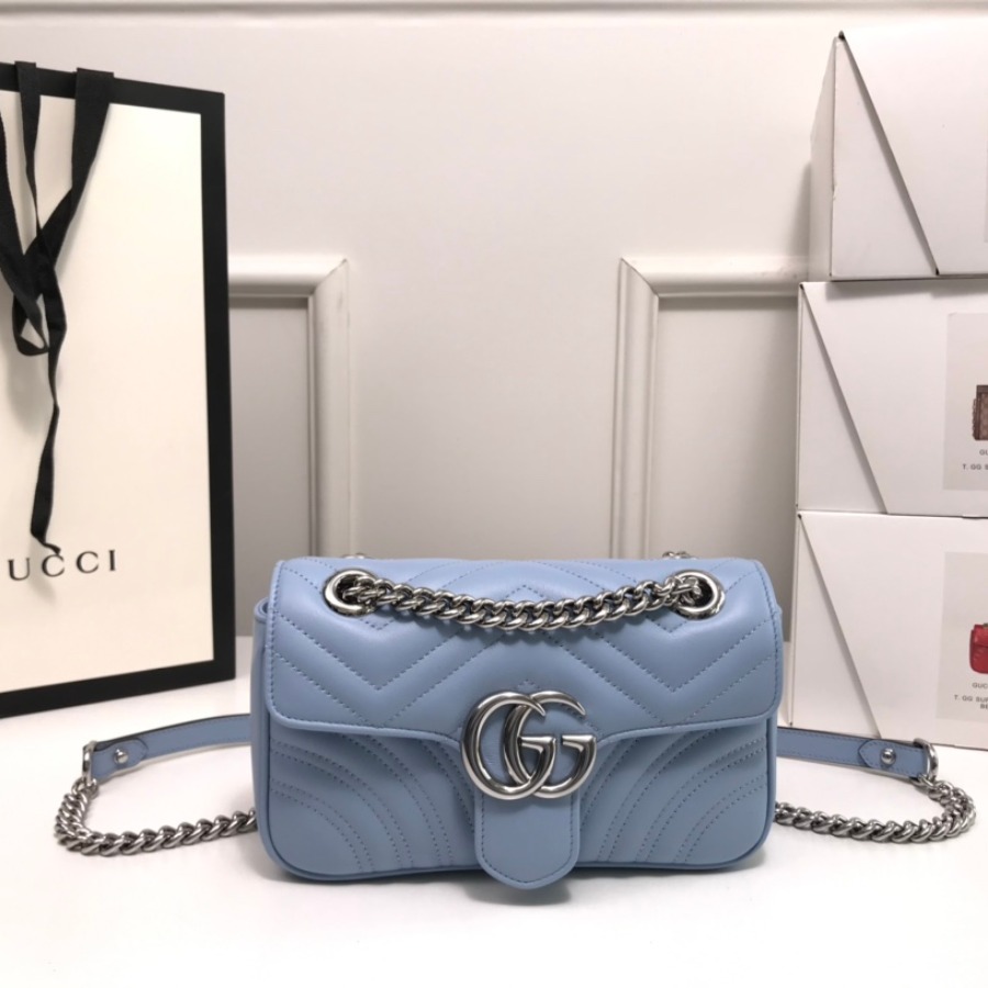 446744 GUCCI GG Marmont matelassé mini bag