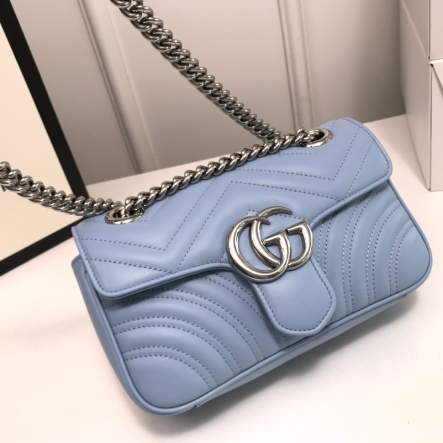 446744 GUCCI GG Marmont matelassé mini bag