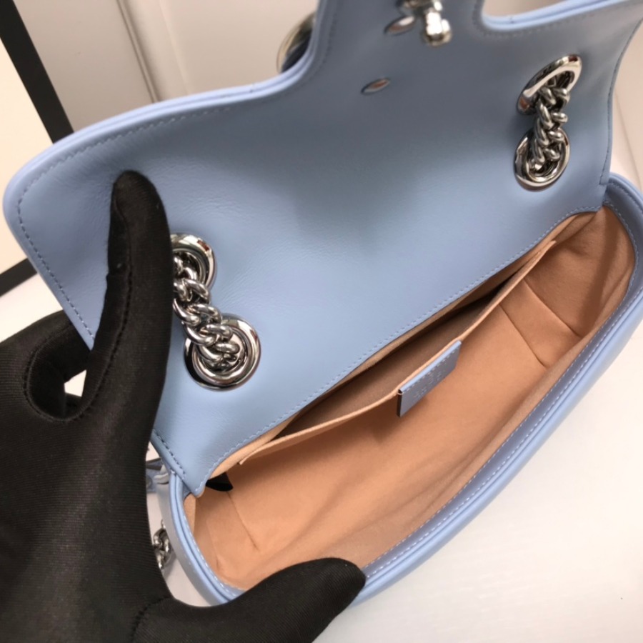 446744 GUCCI GG Marmont matelassé mini bag
