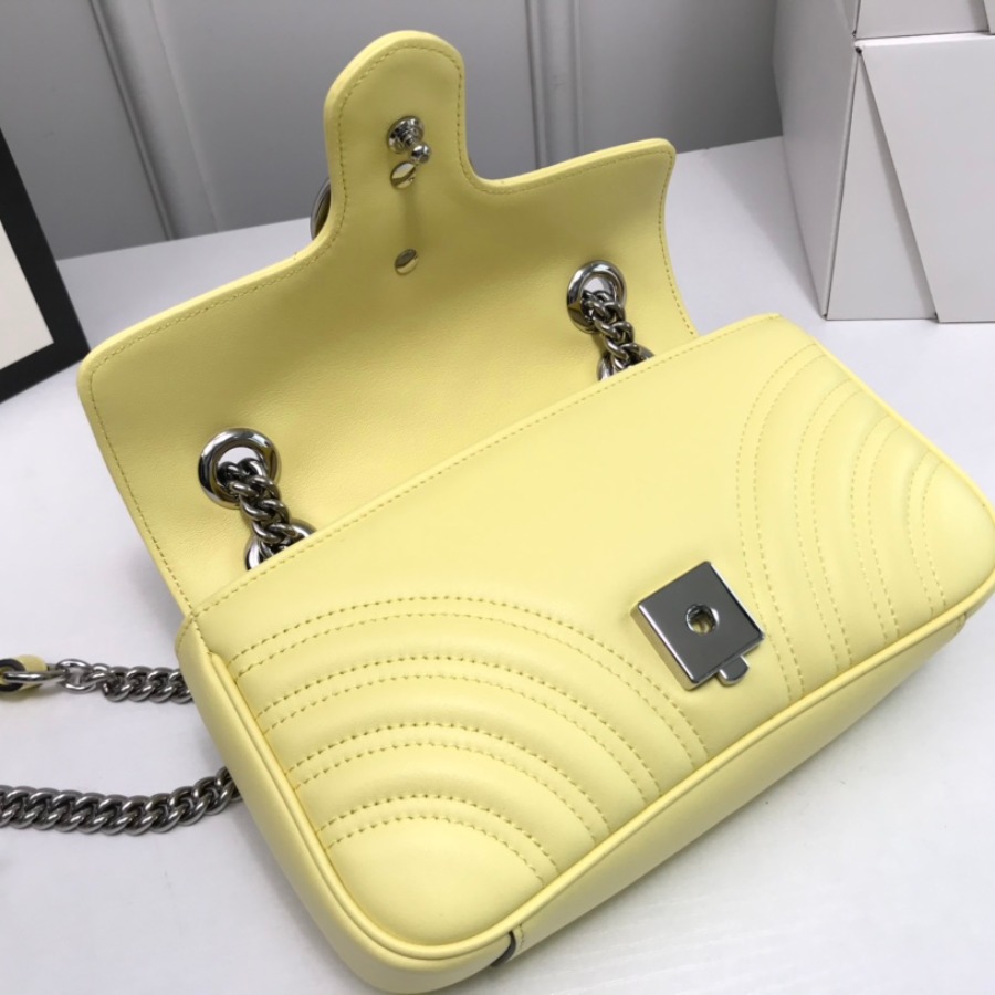 446744 GUCCI GG Marmont matelassé mini bag