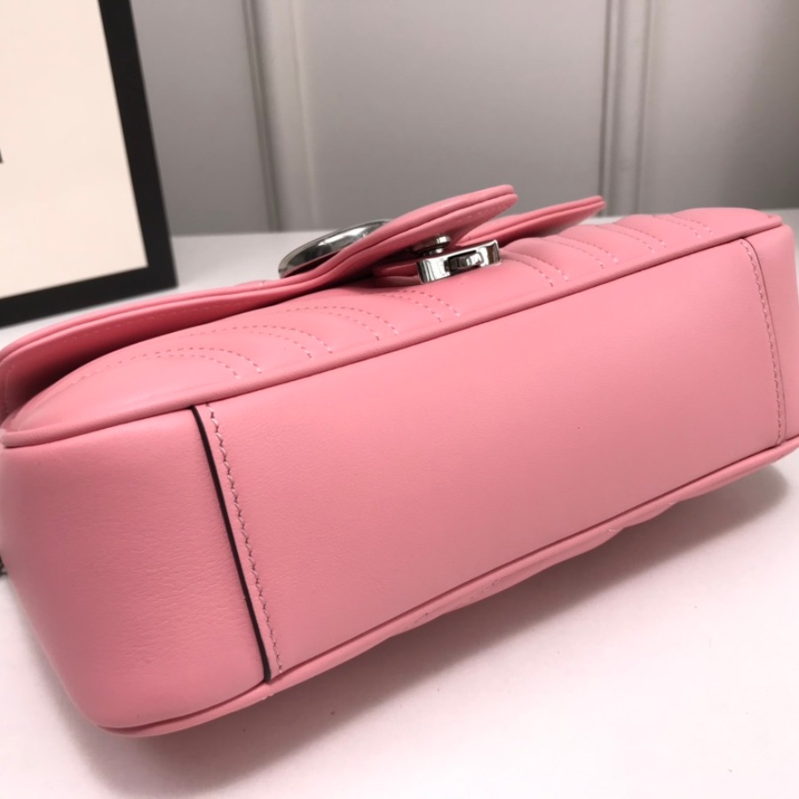446744 GUCCI GG Marmont matelassé mini bag