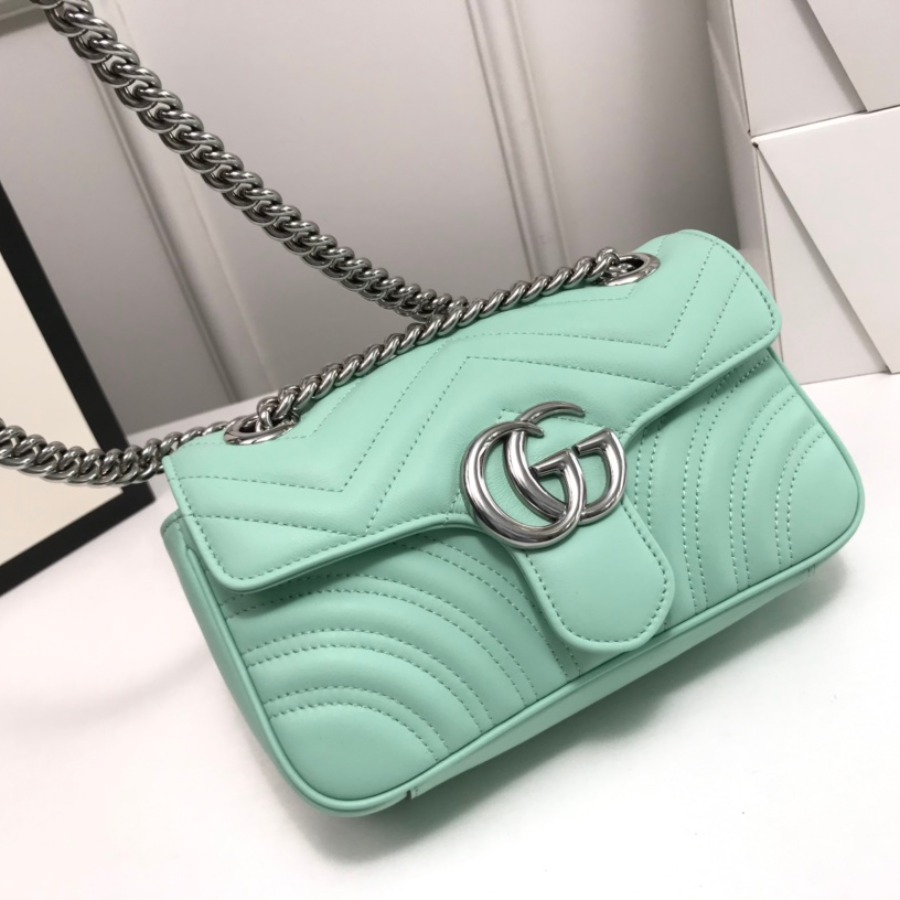 446744 GUCCI GG Marmont matelassé mini bag