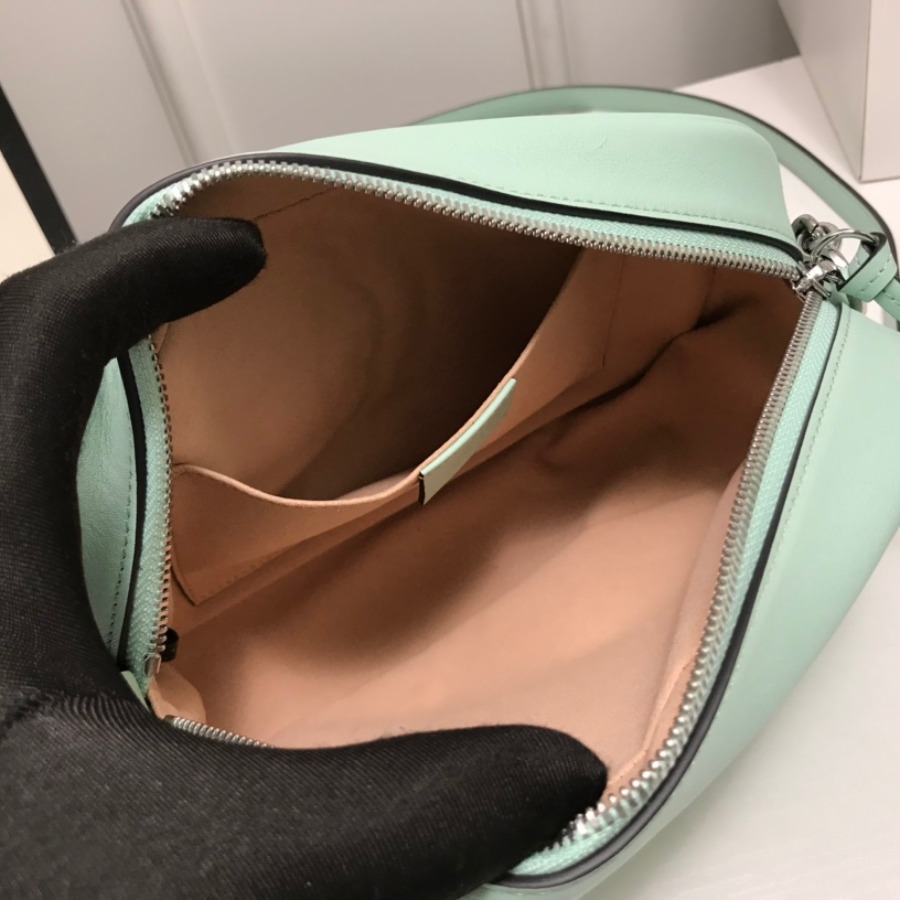 447632 GG Marmont small shoulder bag, Gucci Crossbody Bags for Women