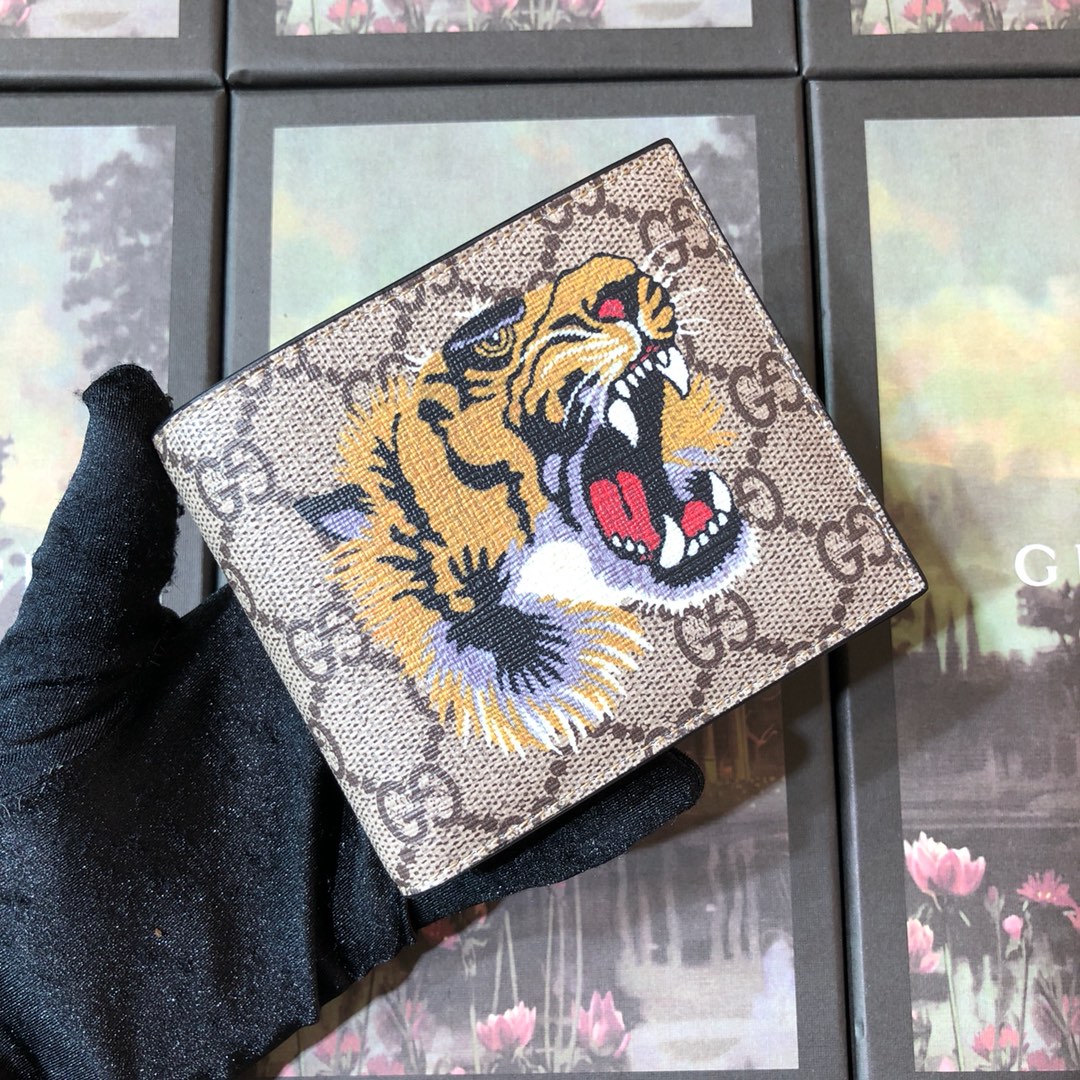 451268 Gucci Tiger print GG Supreme wallet, 