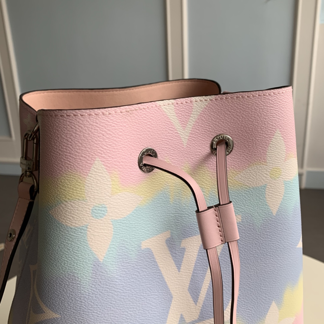 M45124 LV ESCALE NÉONOÉ MM, Louis Vuitton LV