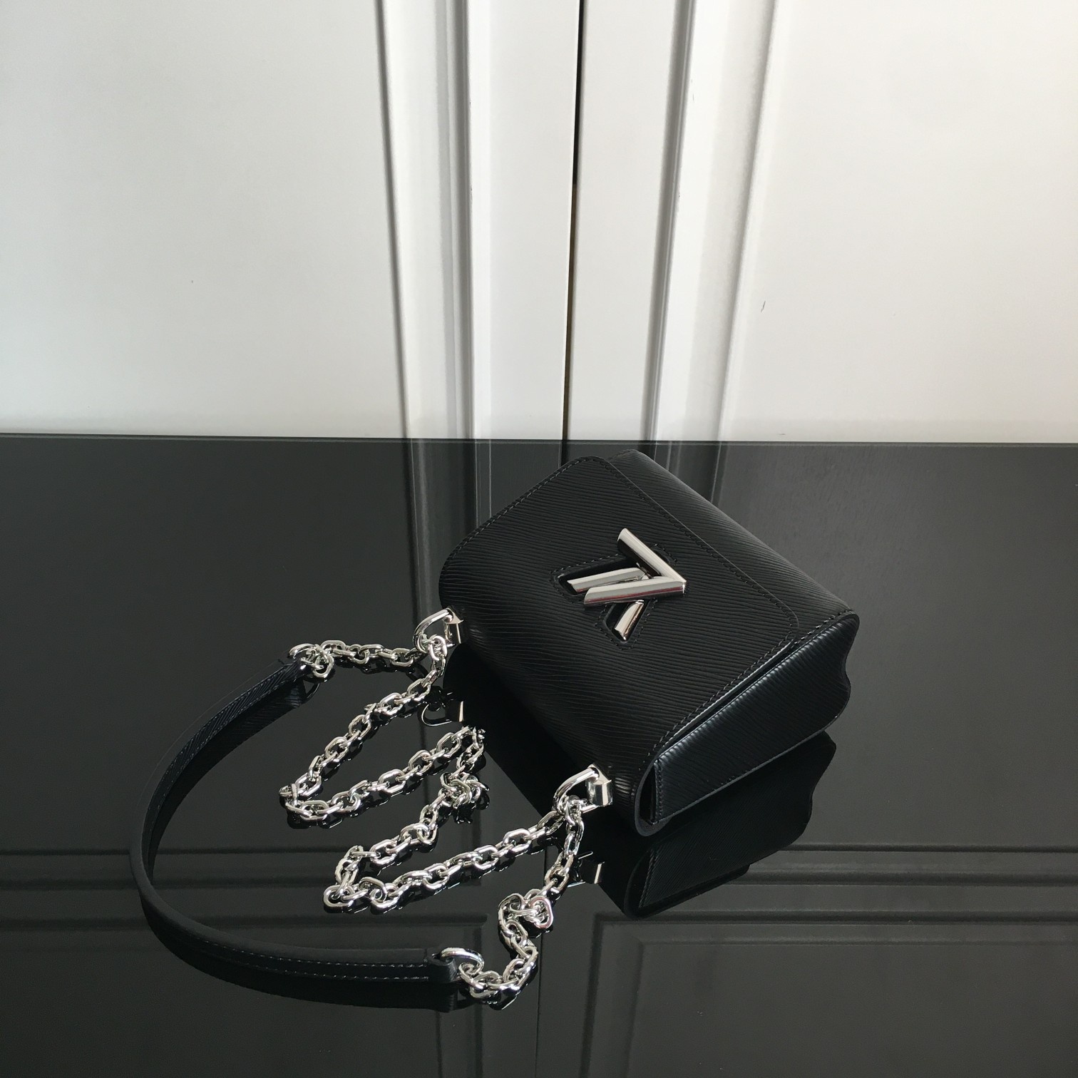 M56117 TWIST MINI, Louis Vuitton LV