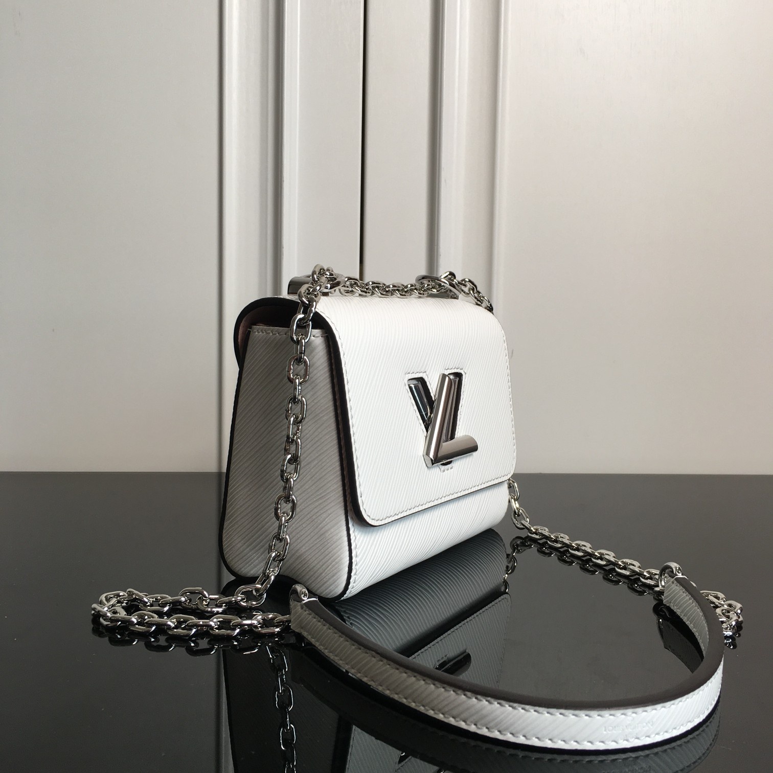 M56118 TWIST MINI, Louis Vuitton LV