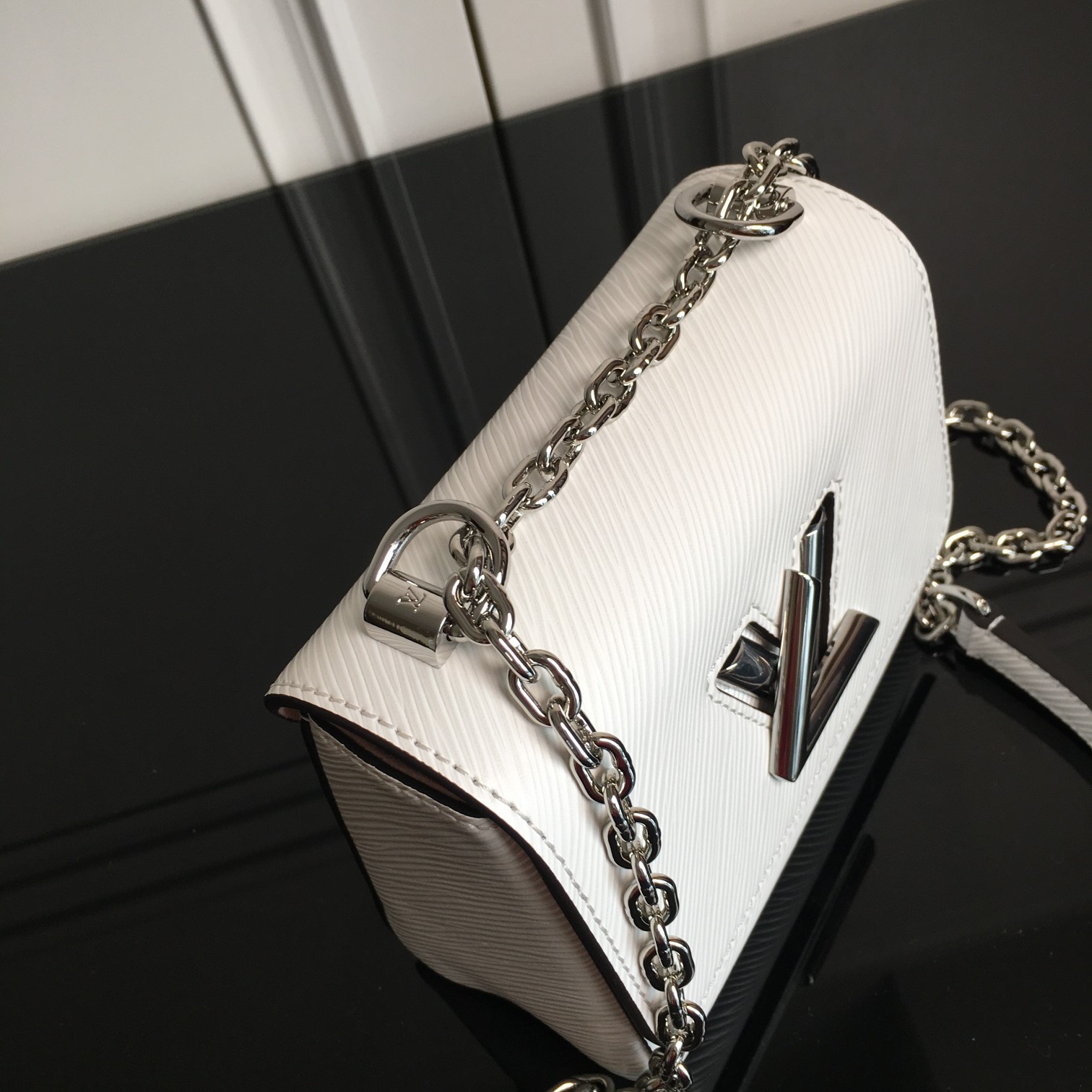 M56118 TWIST MINI, Louis Vuitton LV