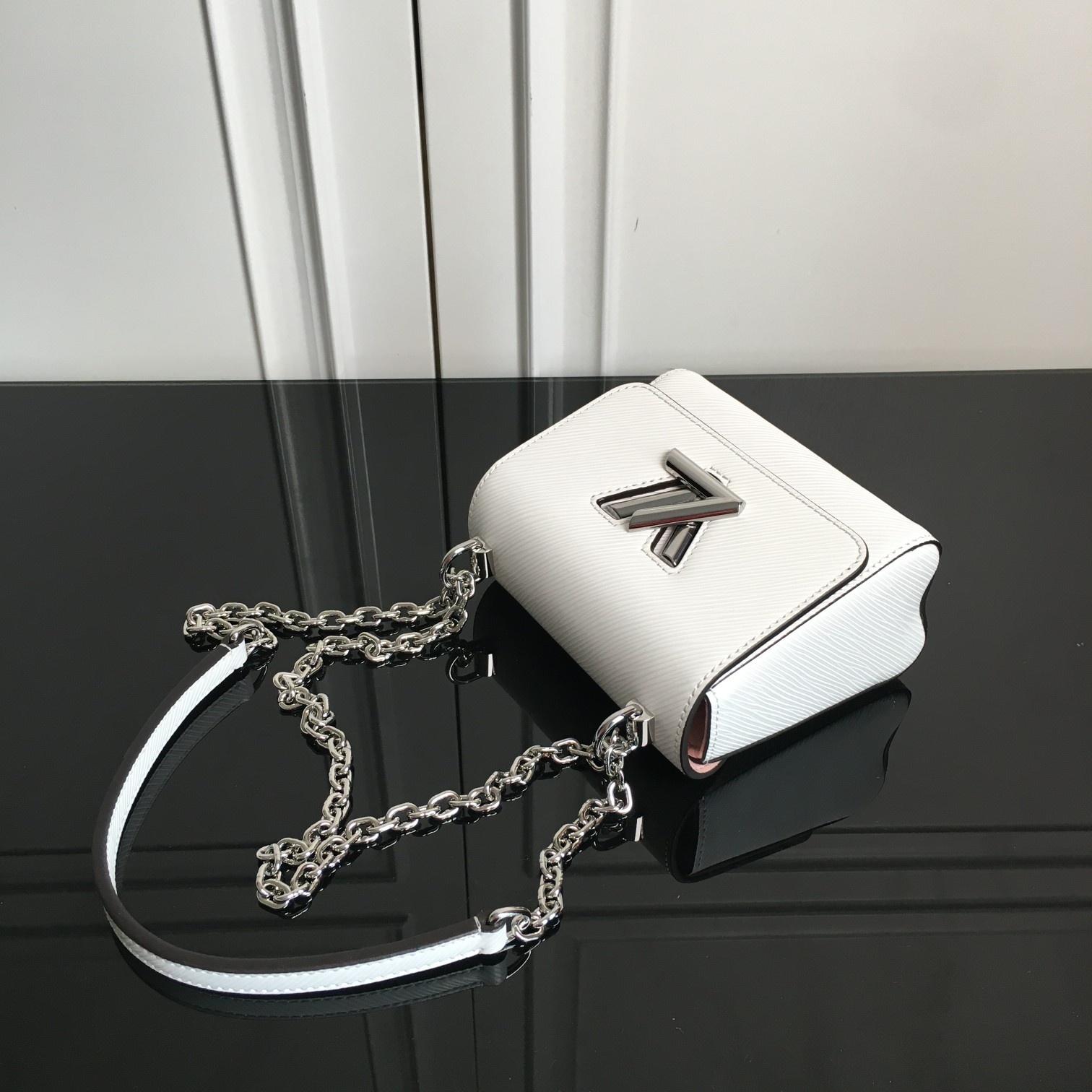 M56118 TWIST MINI, Louis Vuitton LV