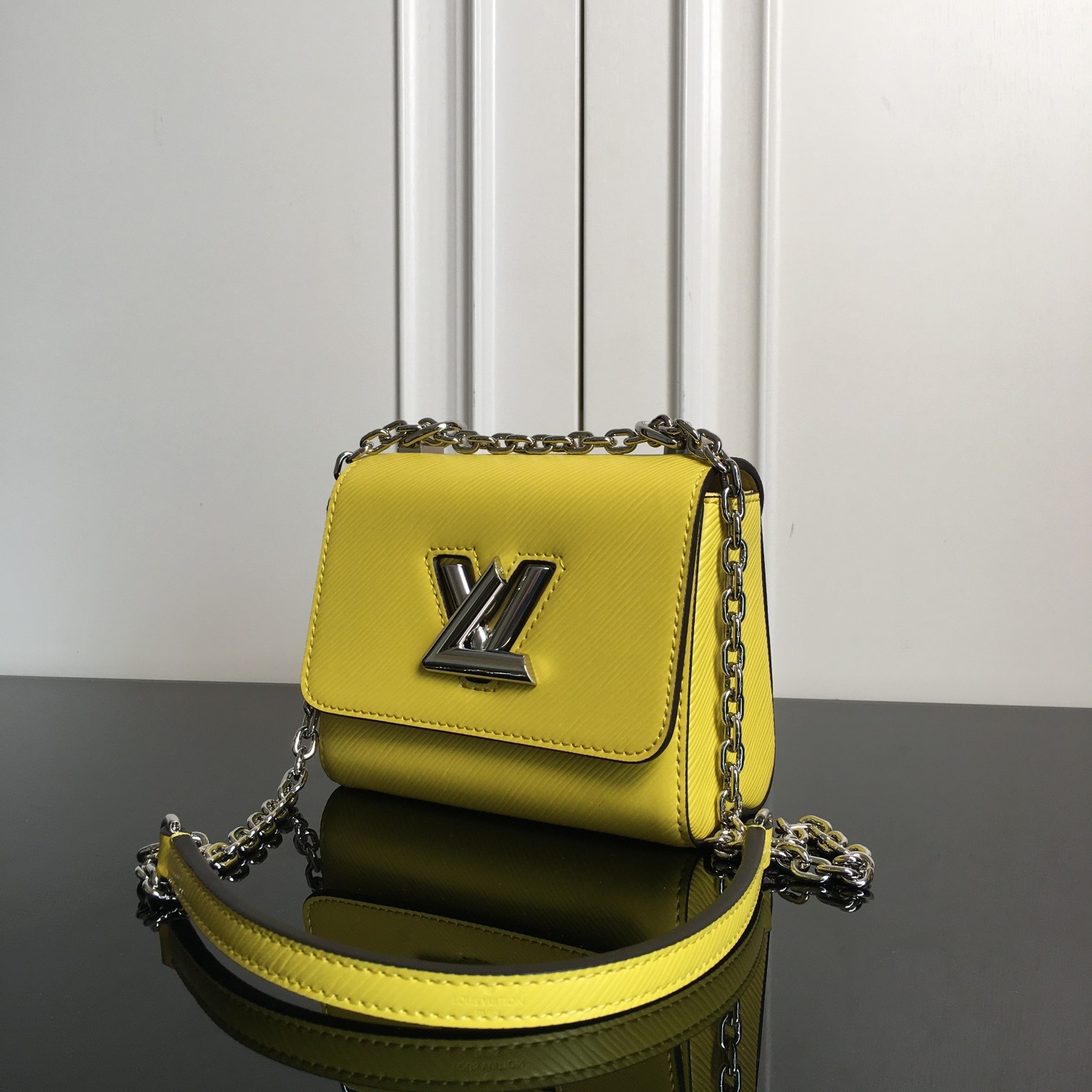 M56119 TWIST MINI, Louis Vuitton LV