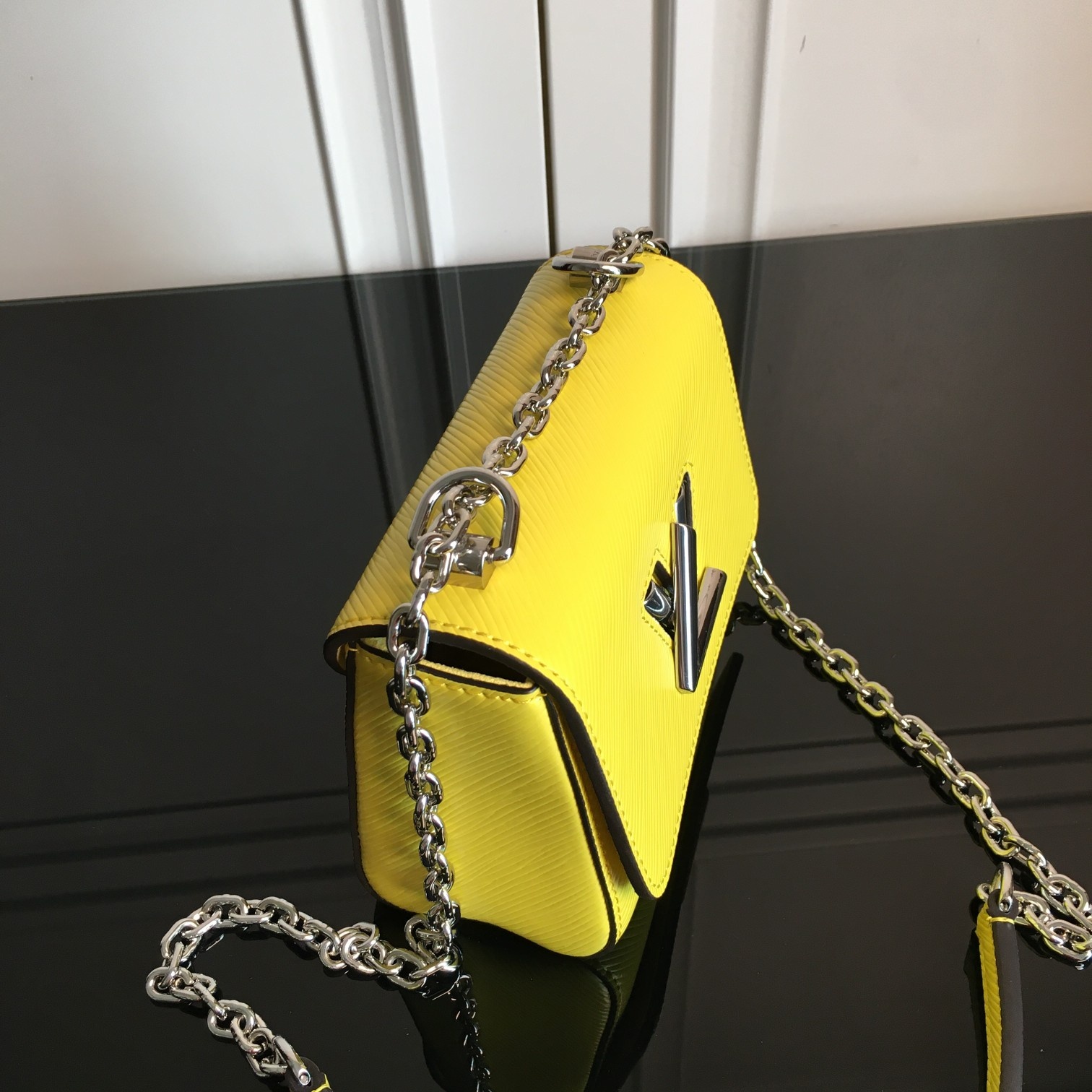M56119 TWIST MINI, Louis Vuitton LV