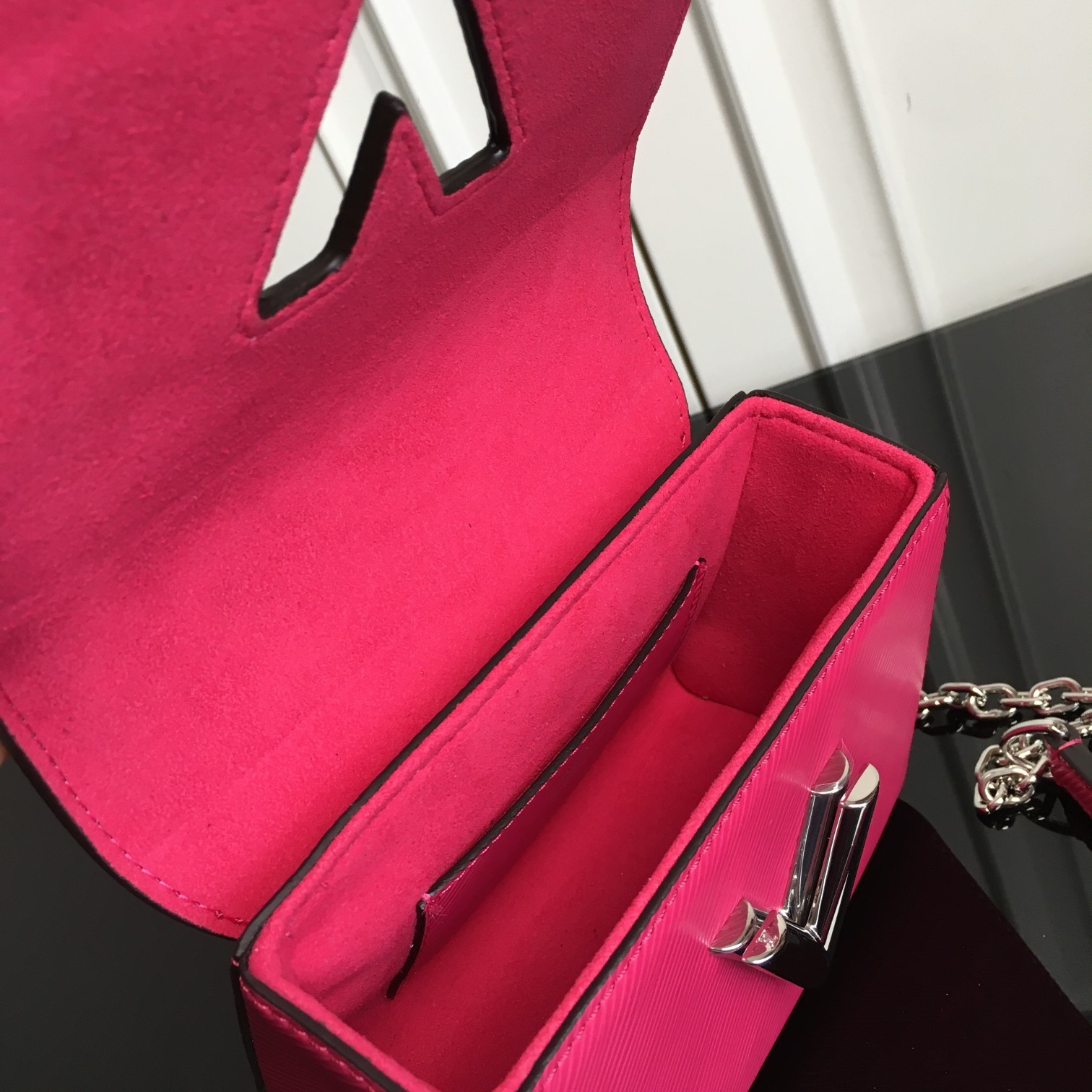 M56120 TWIST MINI, Louis Vuitton LV
