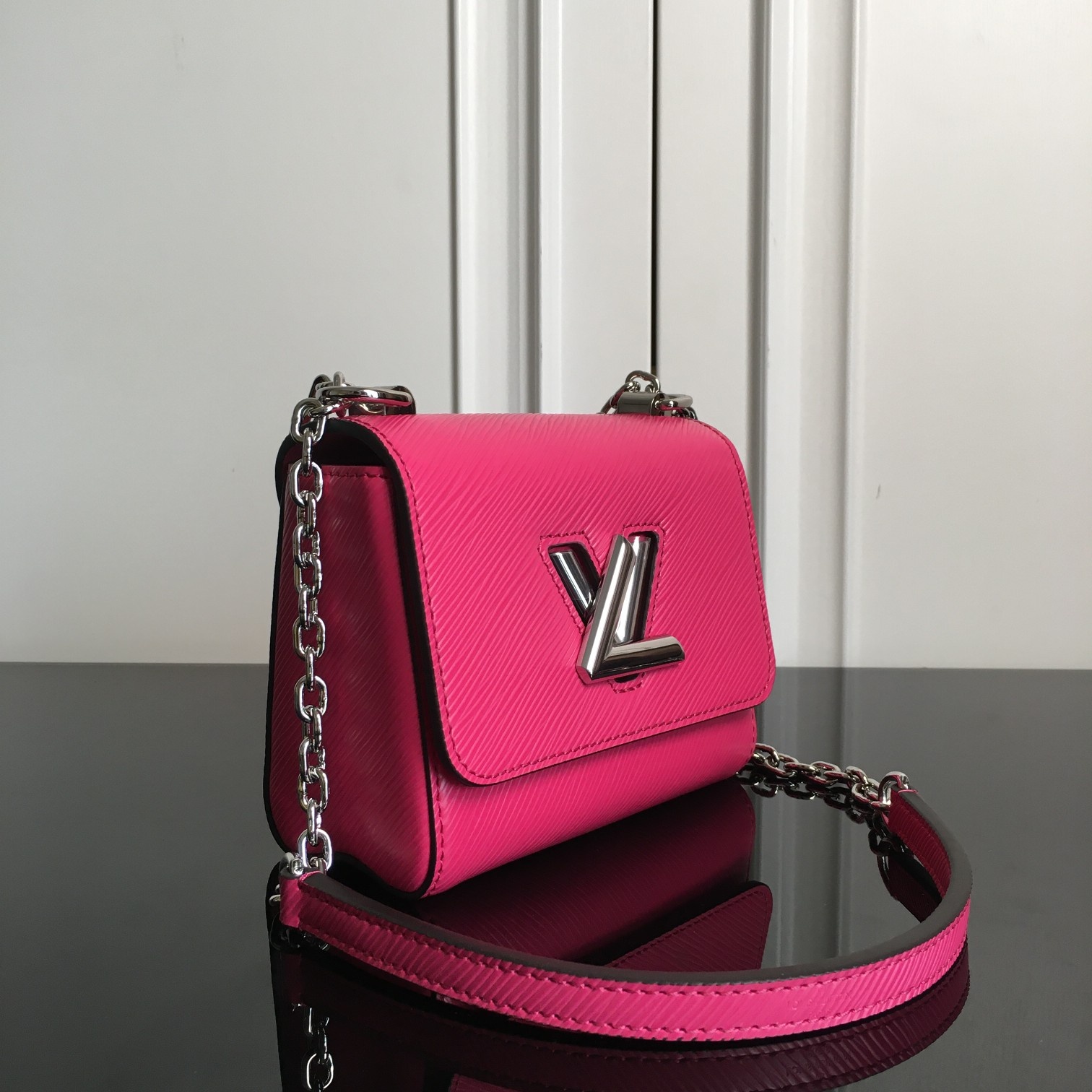 M56120 TWIST MINI, Louis Vuitton LV