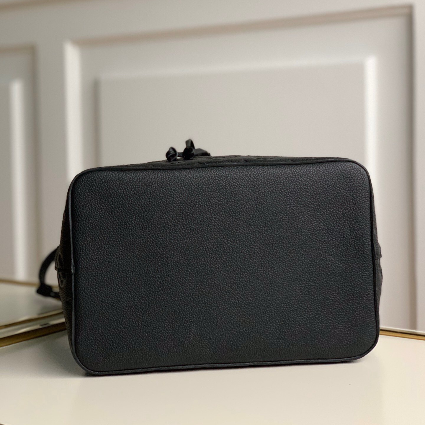 M45256 NÉONOÉ MM, Louis Vuitton LV