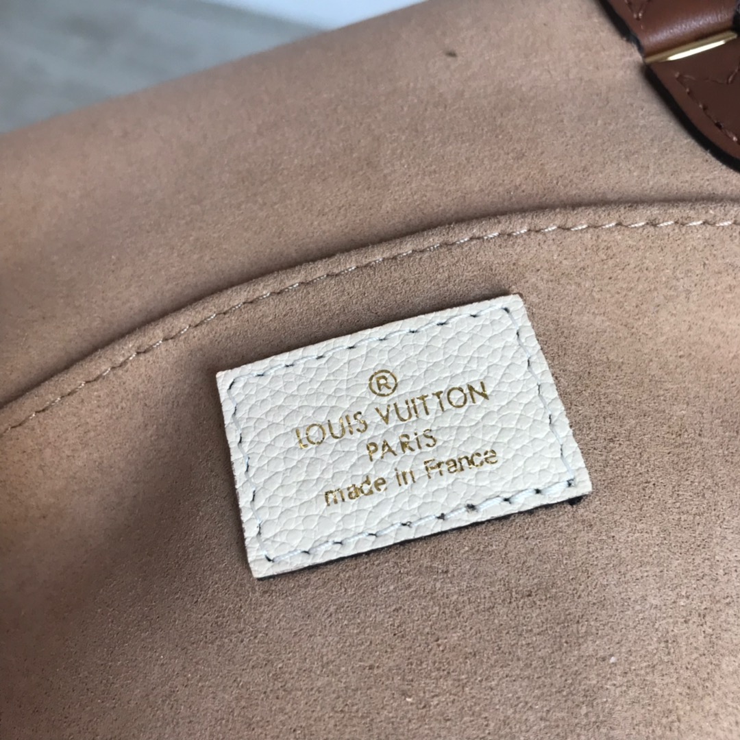M44353 VAUGIRARD MONOGRAM, Louis Vuitton LV Top Handles