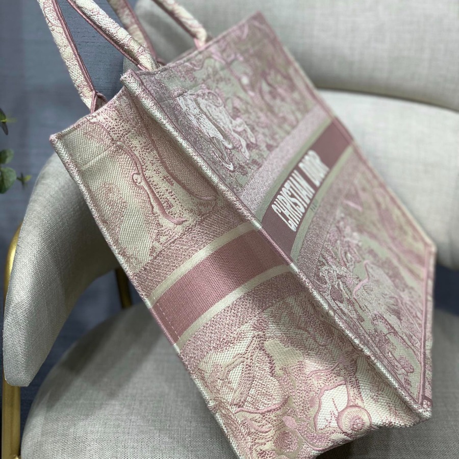 DIOR BOOK TOTE WITH DIOR OBLIQUE EMBROIDERY