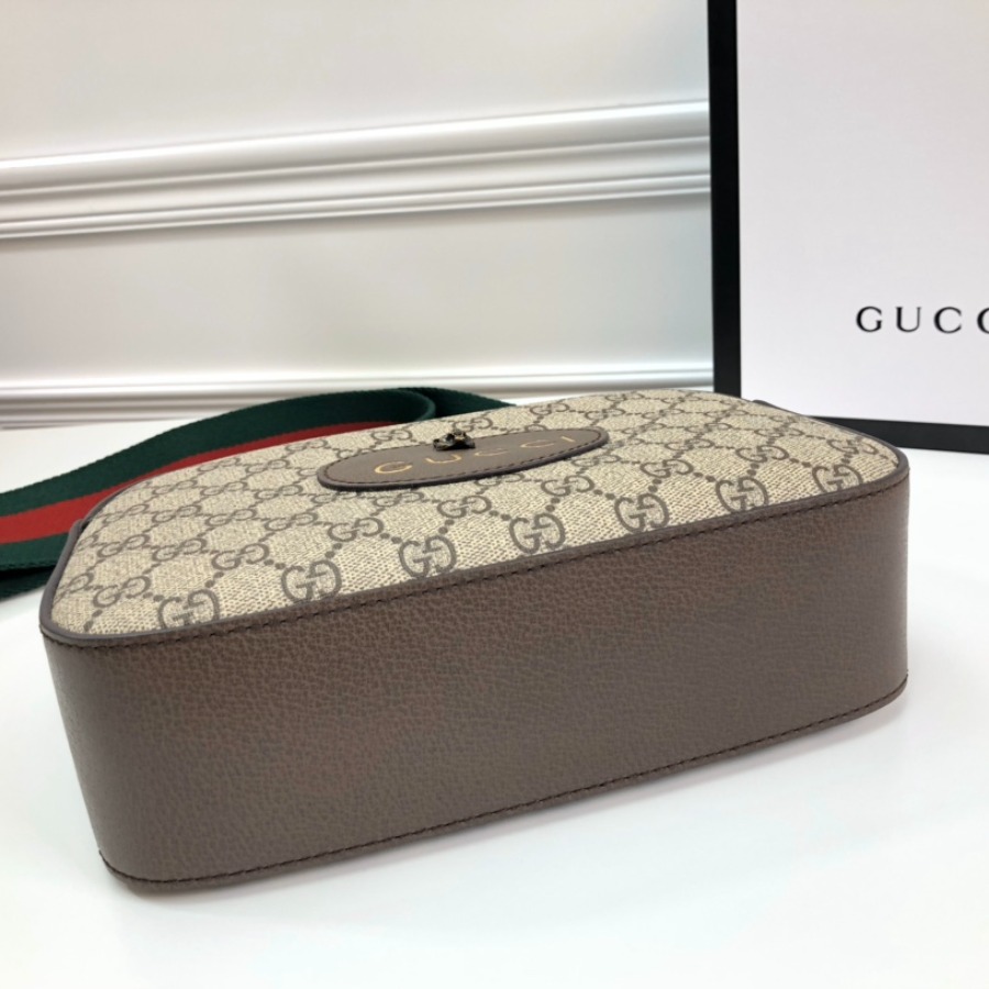 476466 Neo Vintage GG Supreme messenger bag, GUCCI