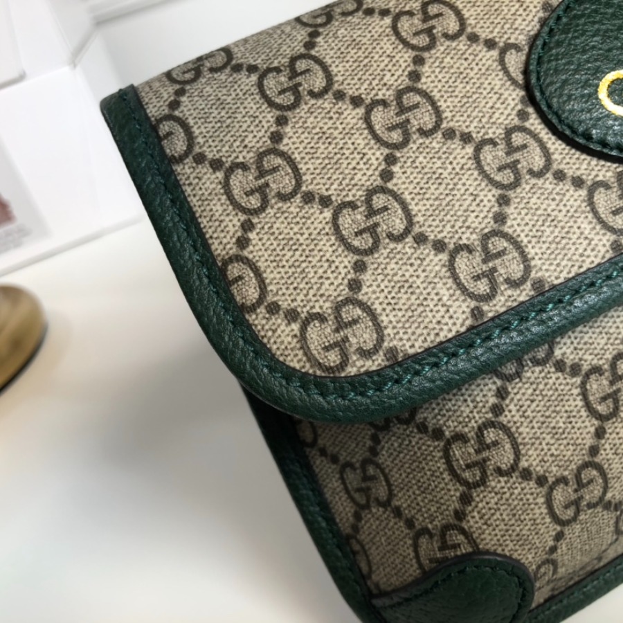 GUCCI Totem GG Supreme messenger 489617