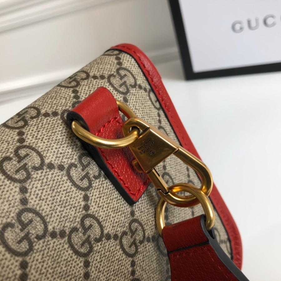GUCCI Totem GG Supreme messenger 489617