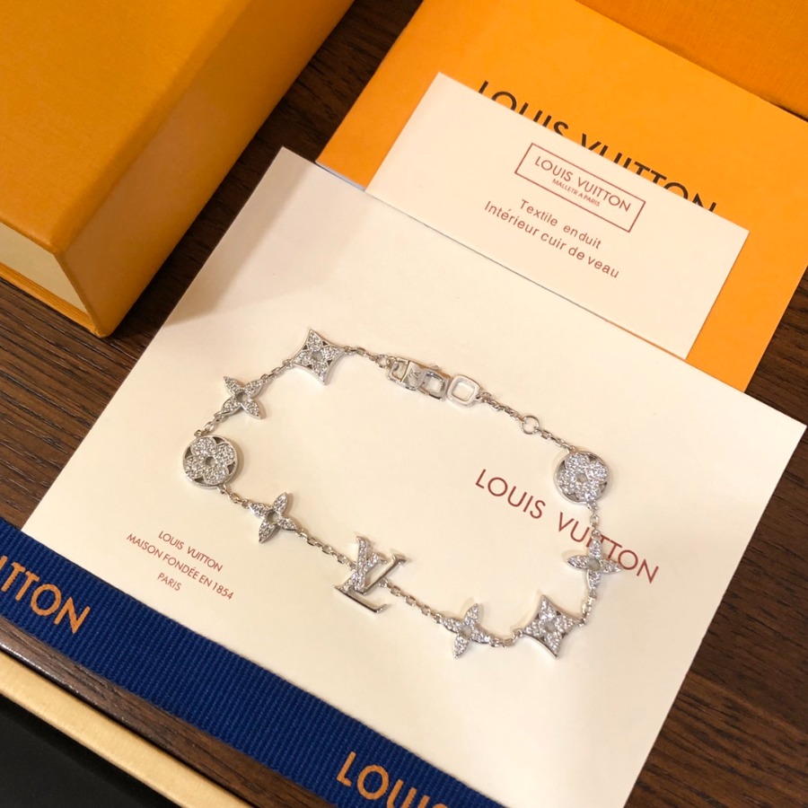 BRACELET, Louis Vuitton LV, 18cm