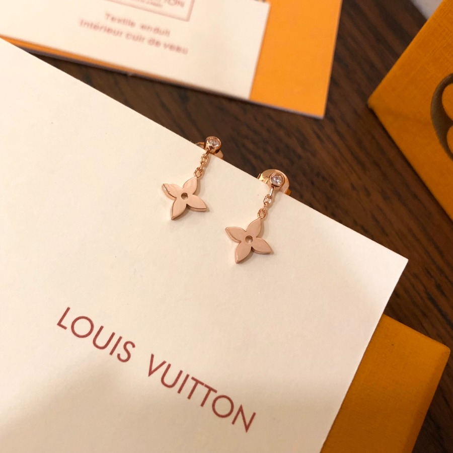 Earrings & Ear Stud, Louis Vuitton LV