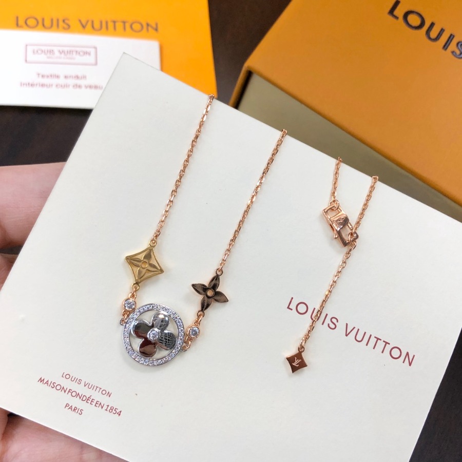 Necklaces and Pendants, Louis Vuitton LV