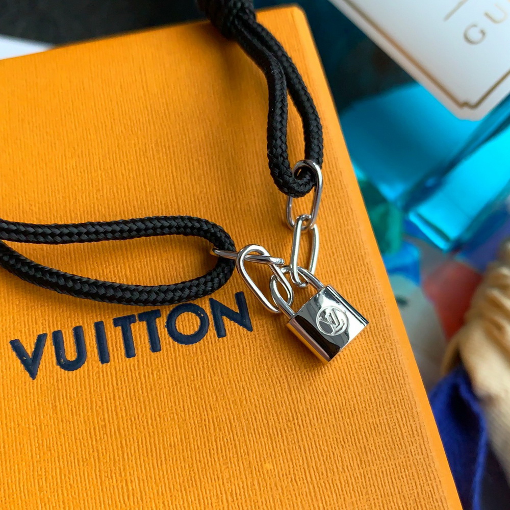 BRACELET, Louis Vuitton LV