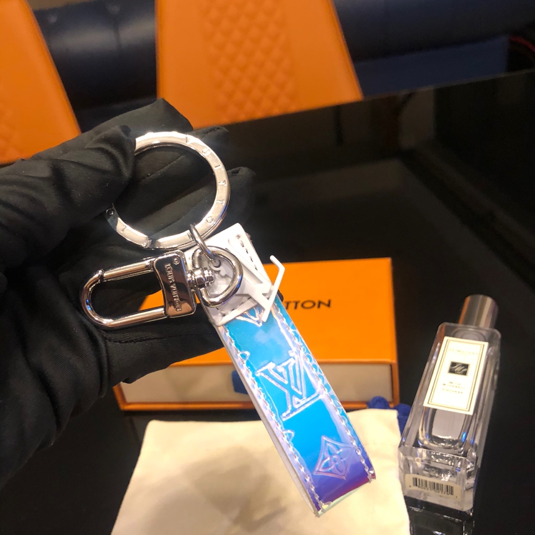LV SHAPE DRAGONNE BAG CHARM & KEY HOLDER, Louis Vuitton LV, key chain
