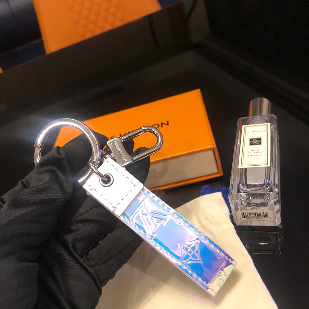 LV SHAPE DRAGONNE BAG CHARM & KEY HOLDER, Louis Vuitton LV, key chain