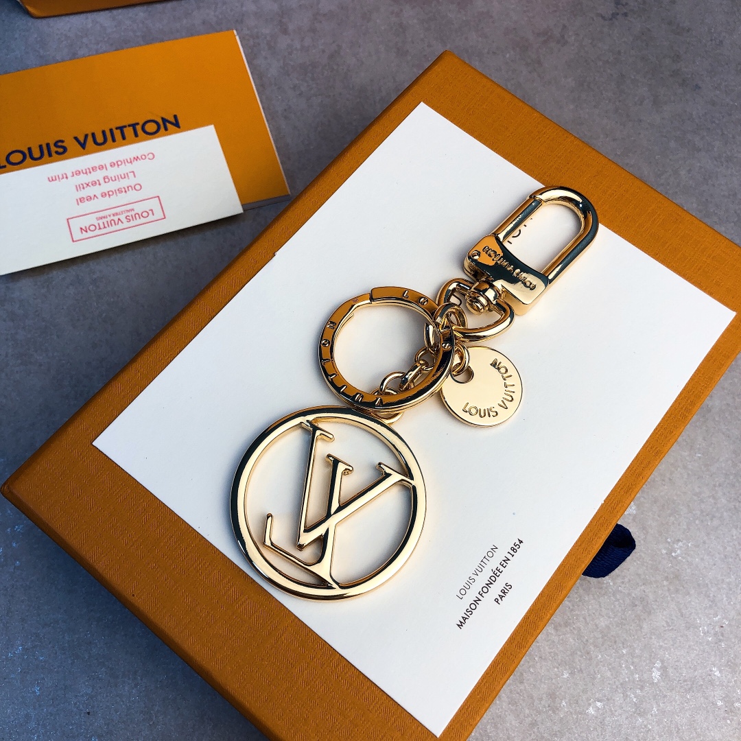M68000 LV CIRCLE BAG CHARM & KEY HOLDER, Louis Vuitton LV, key chain