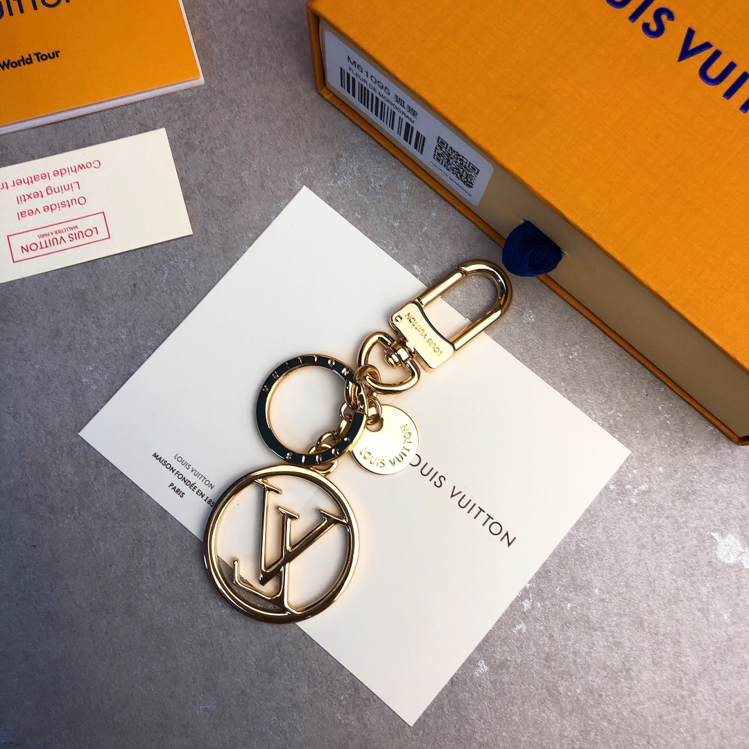 M68000 LV CIRCLE BAG CHARM & KEY HOLDER, Louis Vuitton LV, key chain