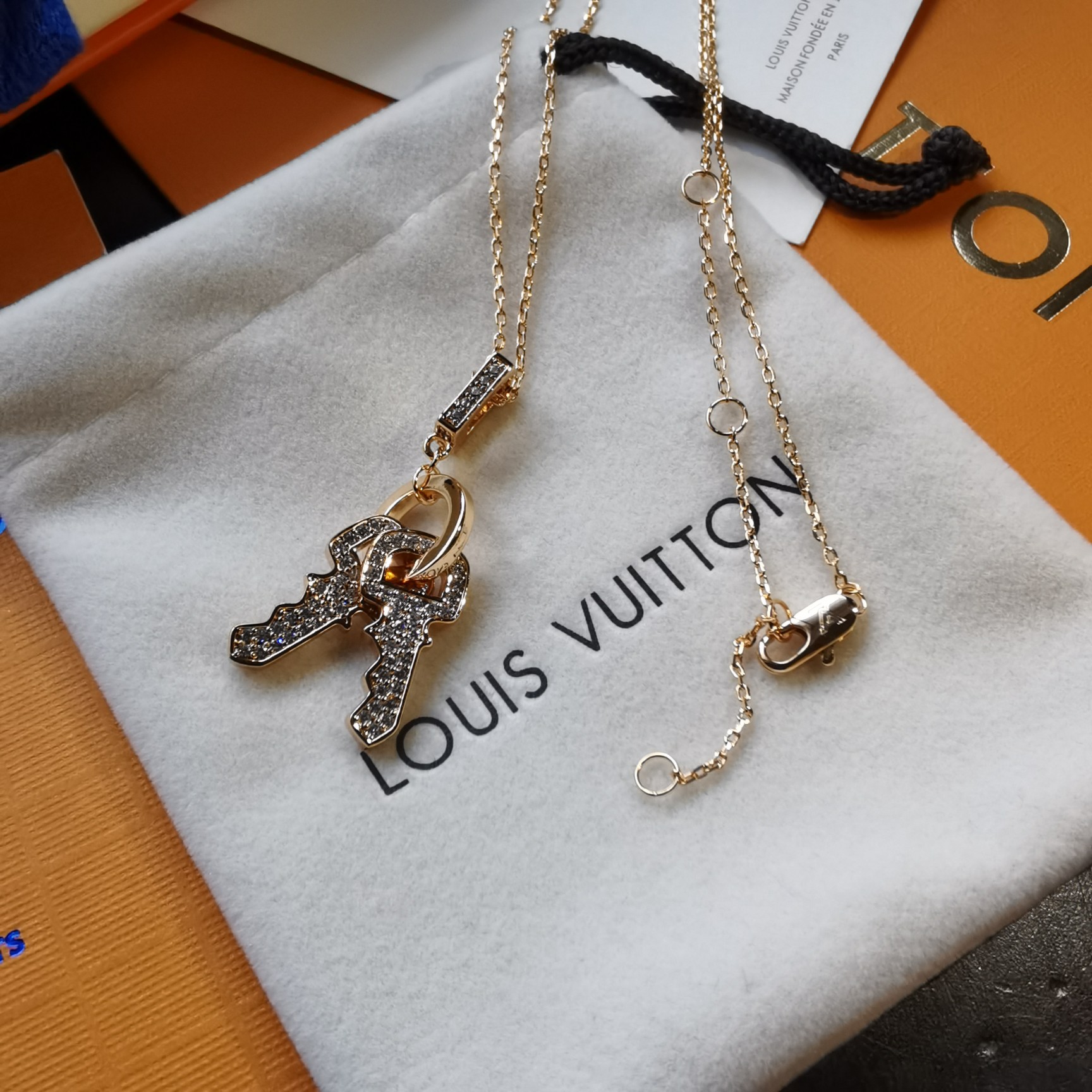 Necklaces and Pendants, Louis Vuitton LV
