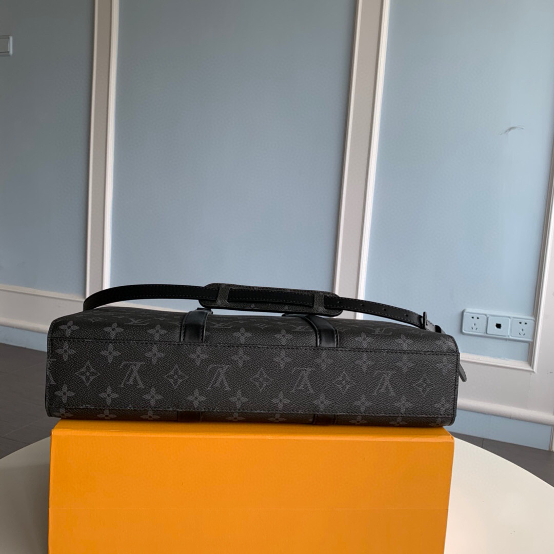 M45265 SAC PLAT HORIZONTAL ZIPPE, Louis Vuitton LV