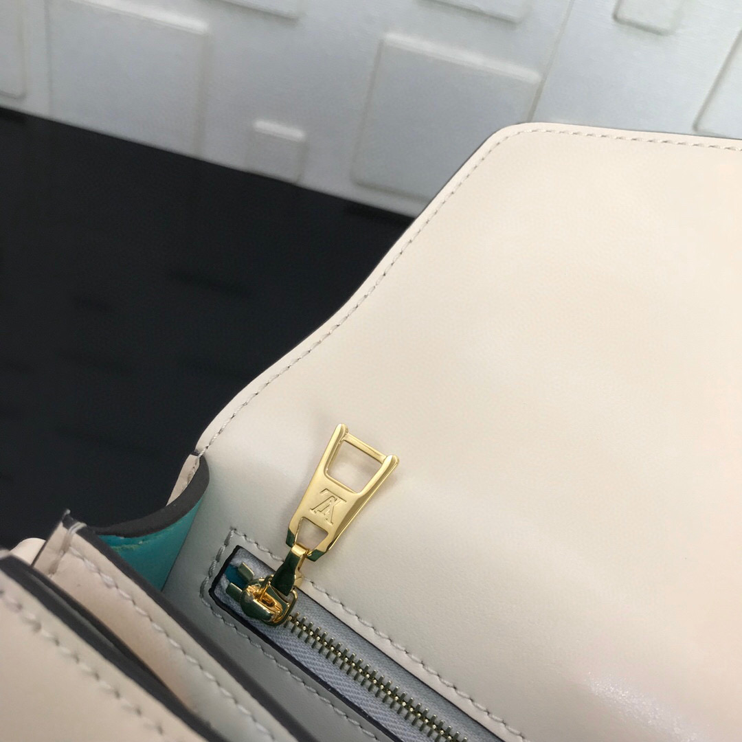M55950 LV PONT 9, LOUIS VUITTON LV