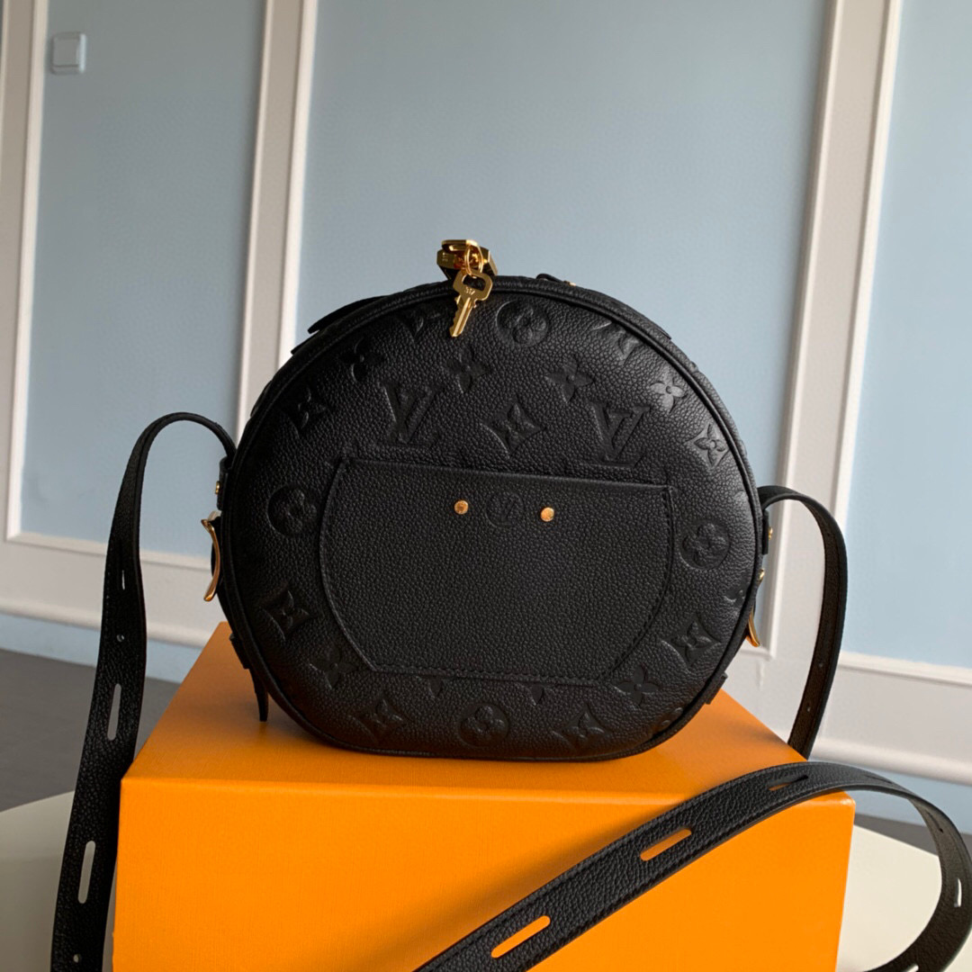 M45167 BOITE CHAPEAU SOUPLE MM, LOUIS VUITTON LV
