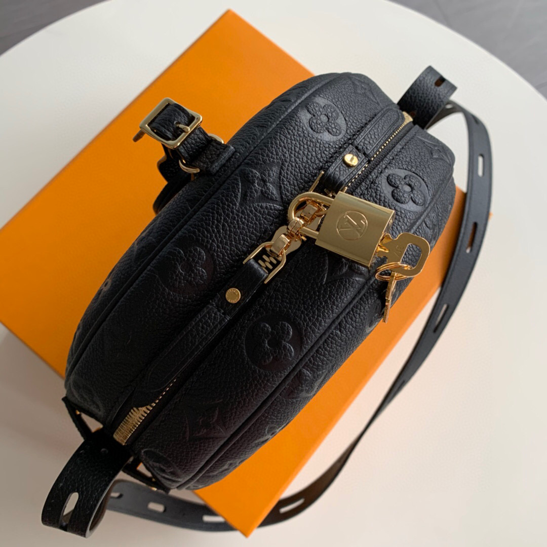 M45167 BOITE CHAPEAU SOUPLE MM, LOUIS VUITTON LV